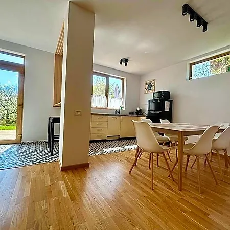 Casa Aluna Duo Отель Брашов